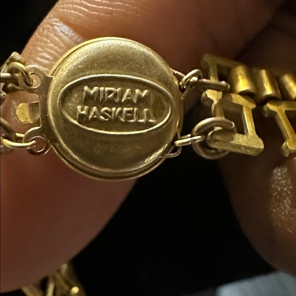 Miriam Haskell Vintage Gold Coin Necklace Set - Picture 5 of 5